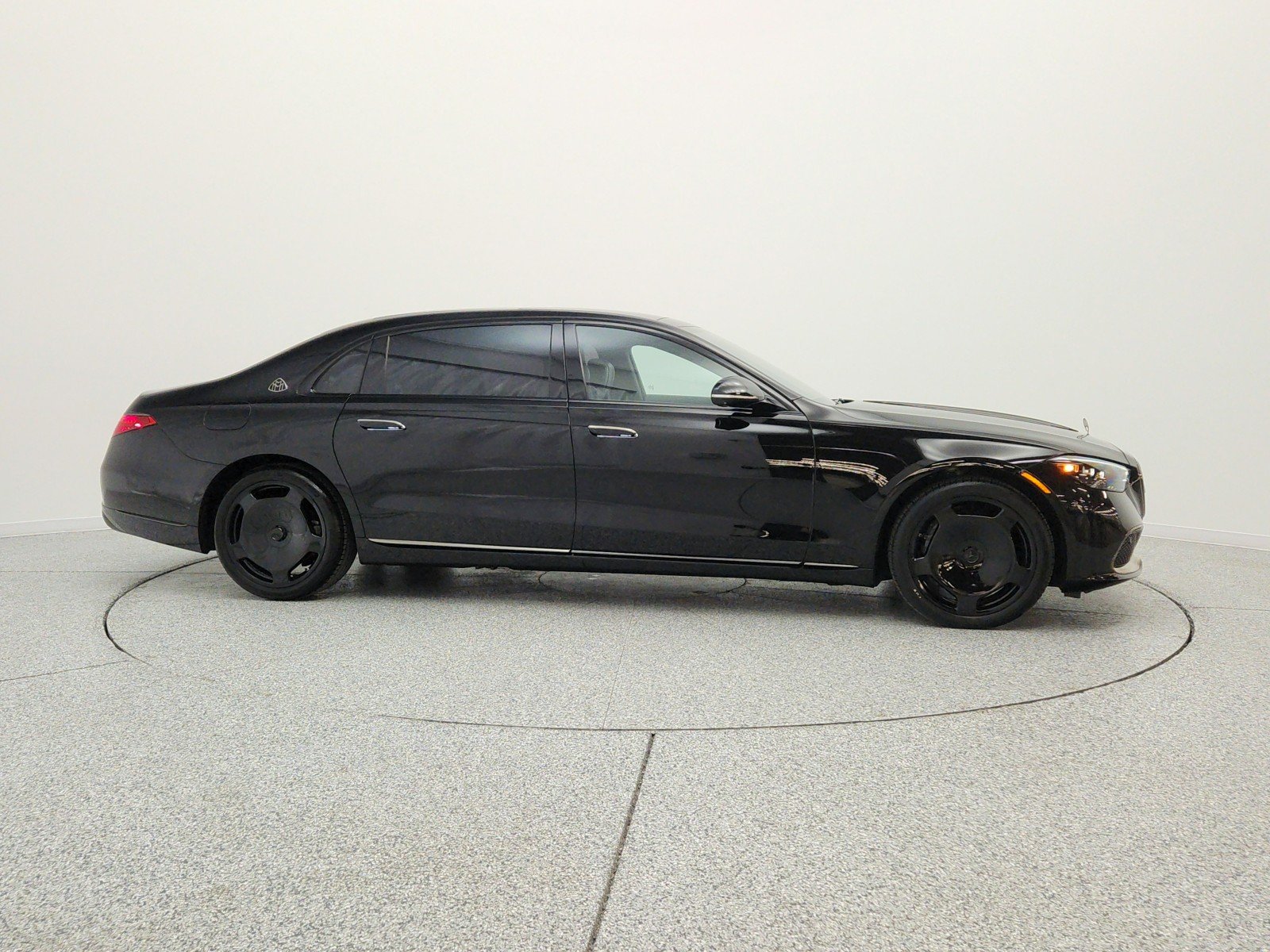 Certified Used 2024 Obsidian Black Metallic Mercedes-Benz Maybach S 580 4MATIC® Sedan image 4