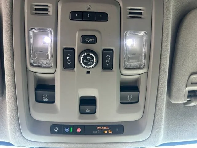 Used 2023 Crystal White Tricoat Cadillac Sport Platinum image 19