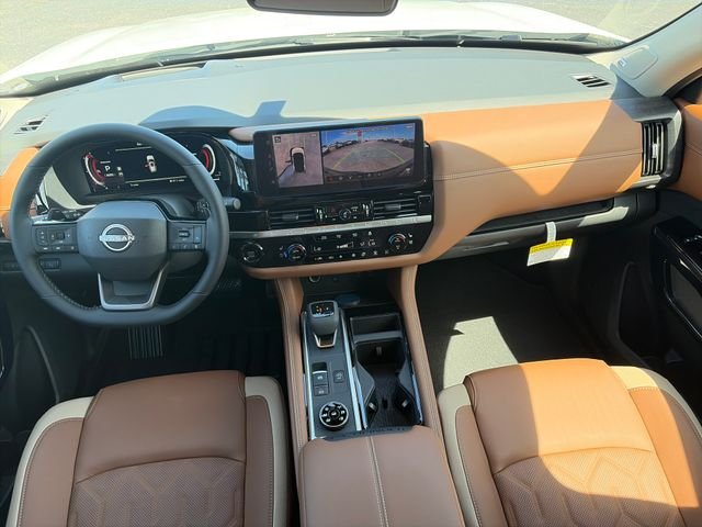 New 2026 Everest White Pearl TriCoat / Super Black Two-tone Nissan Platinum image 16