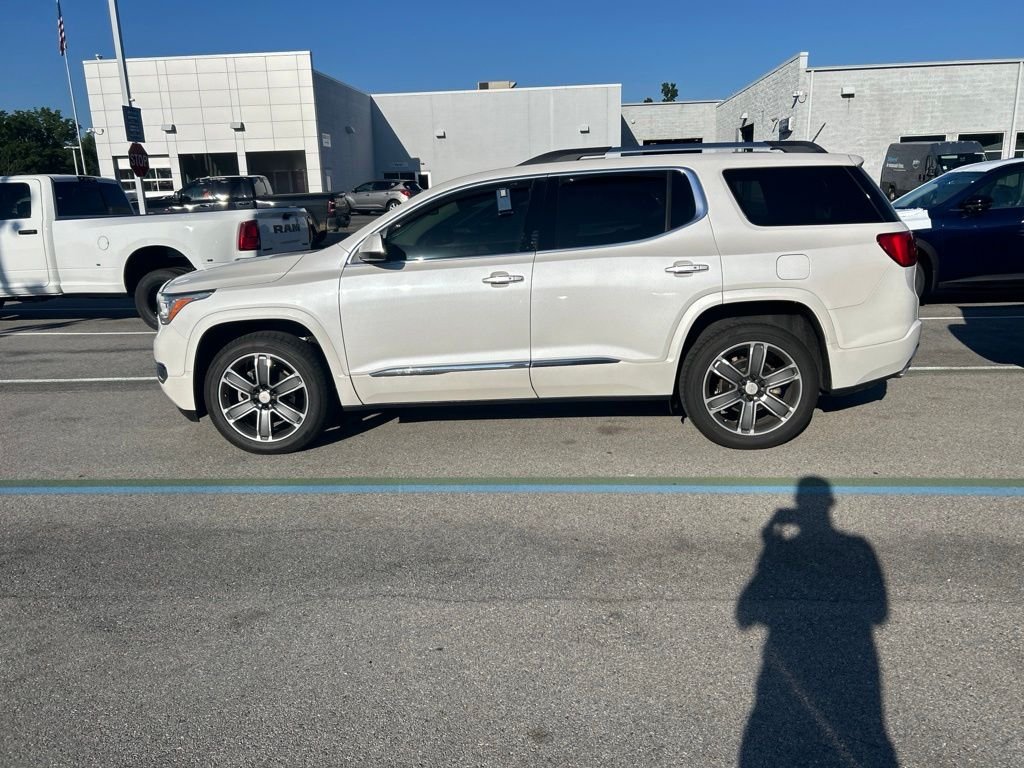 Used 2019 White GMC Denali image 8