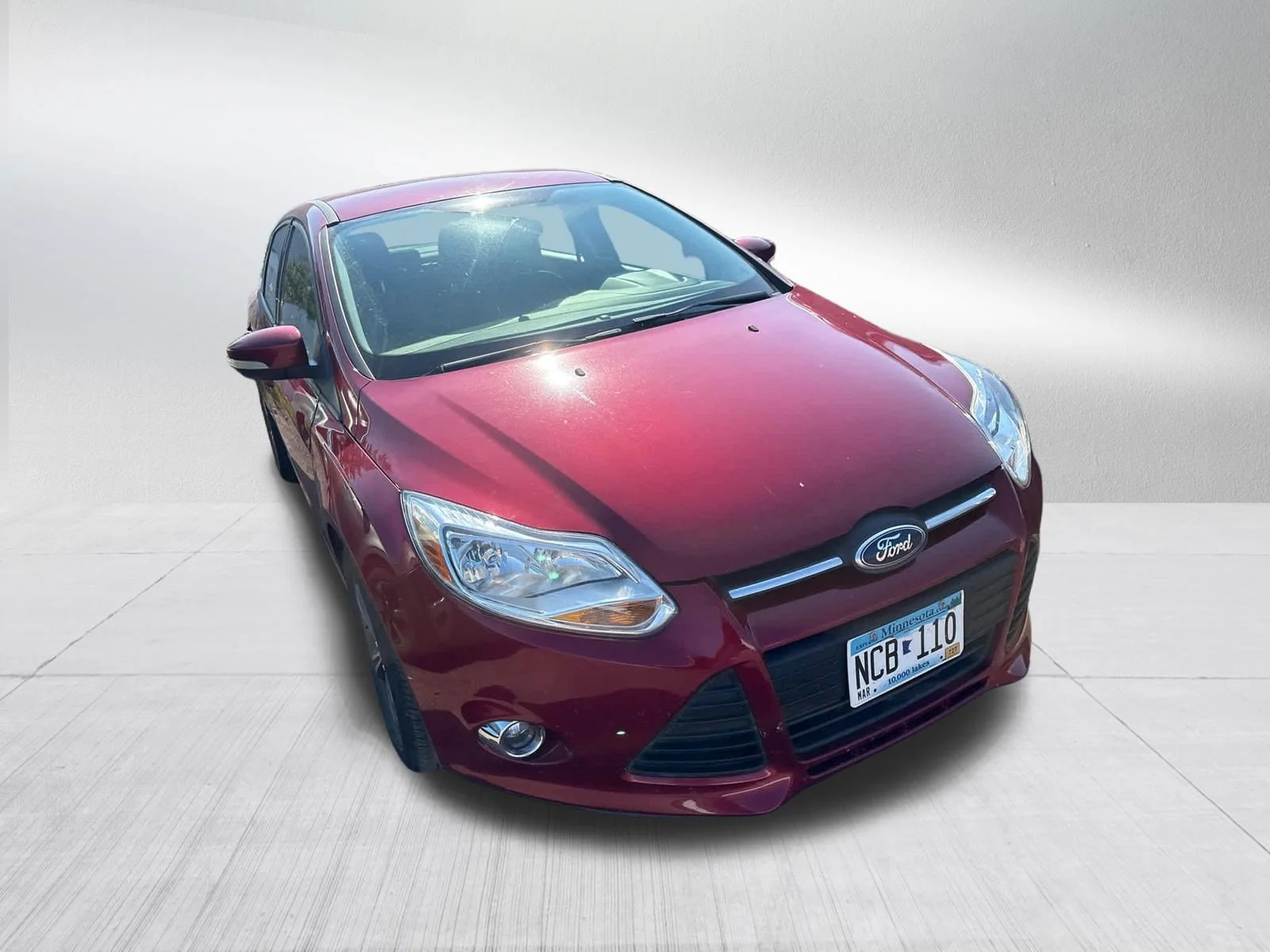 Used 2014 Ruby Red Tinted Clearcoat Ford SE image 8