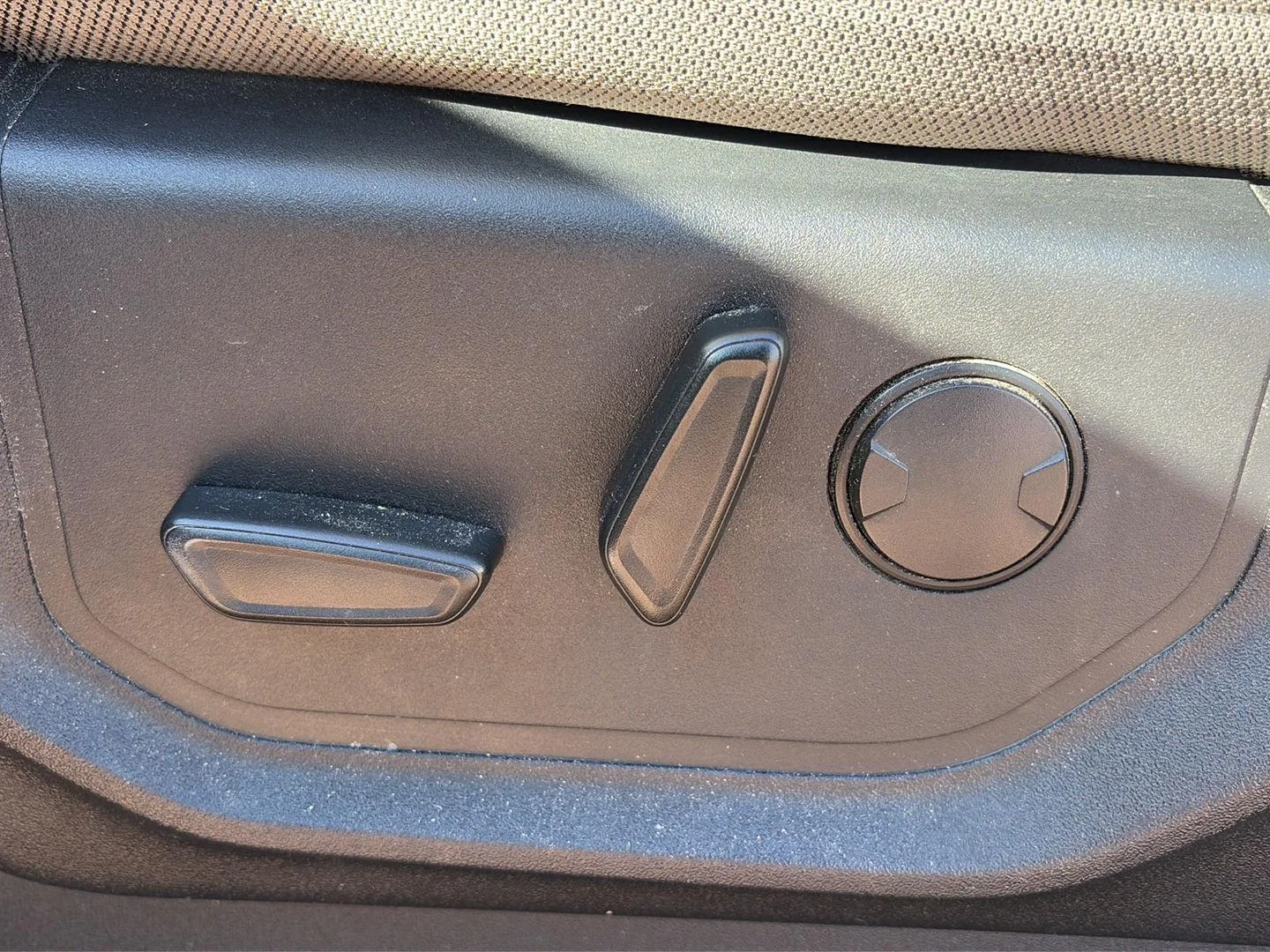 Used 2019 Blue Ford XL image 11