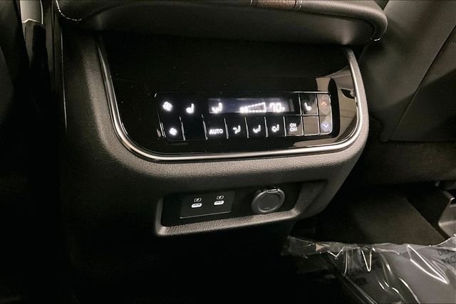 2026 Nissan Armada Platinum - Photo 22