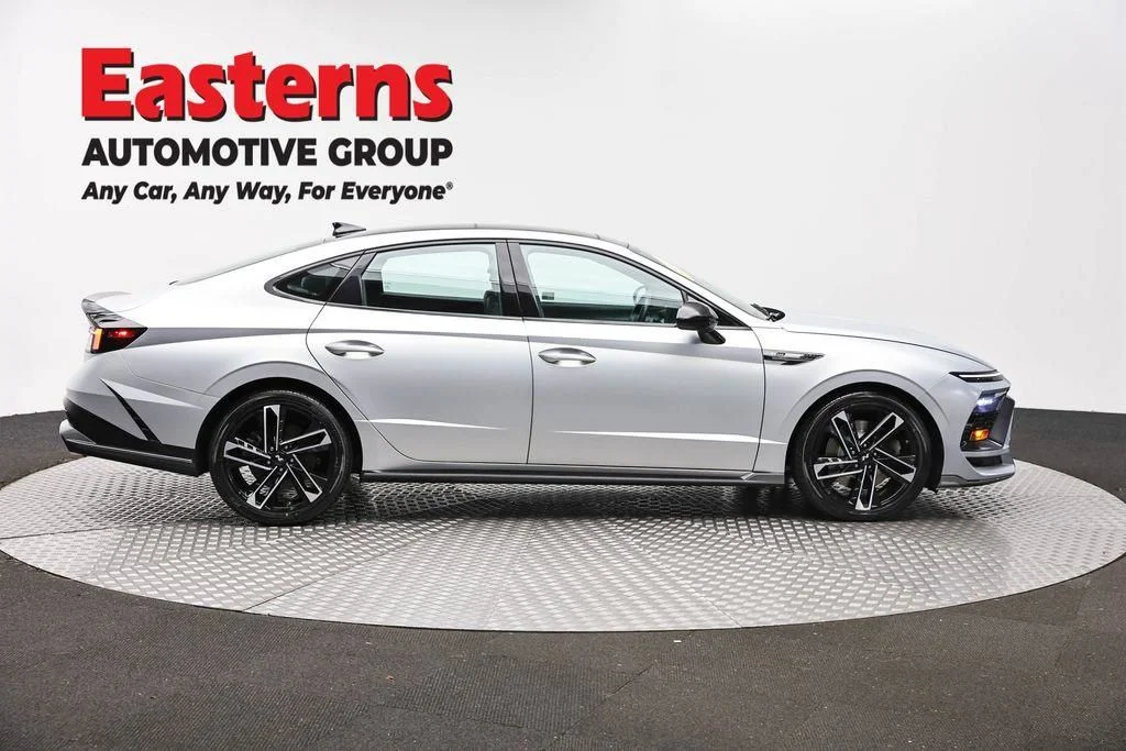 Used 2024 Silver Hyundai N Line image 4