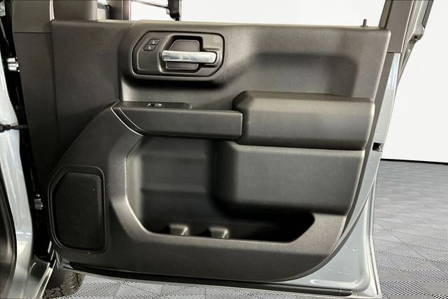 Used 2025 Gray Chevrolet Custom image 27