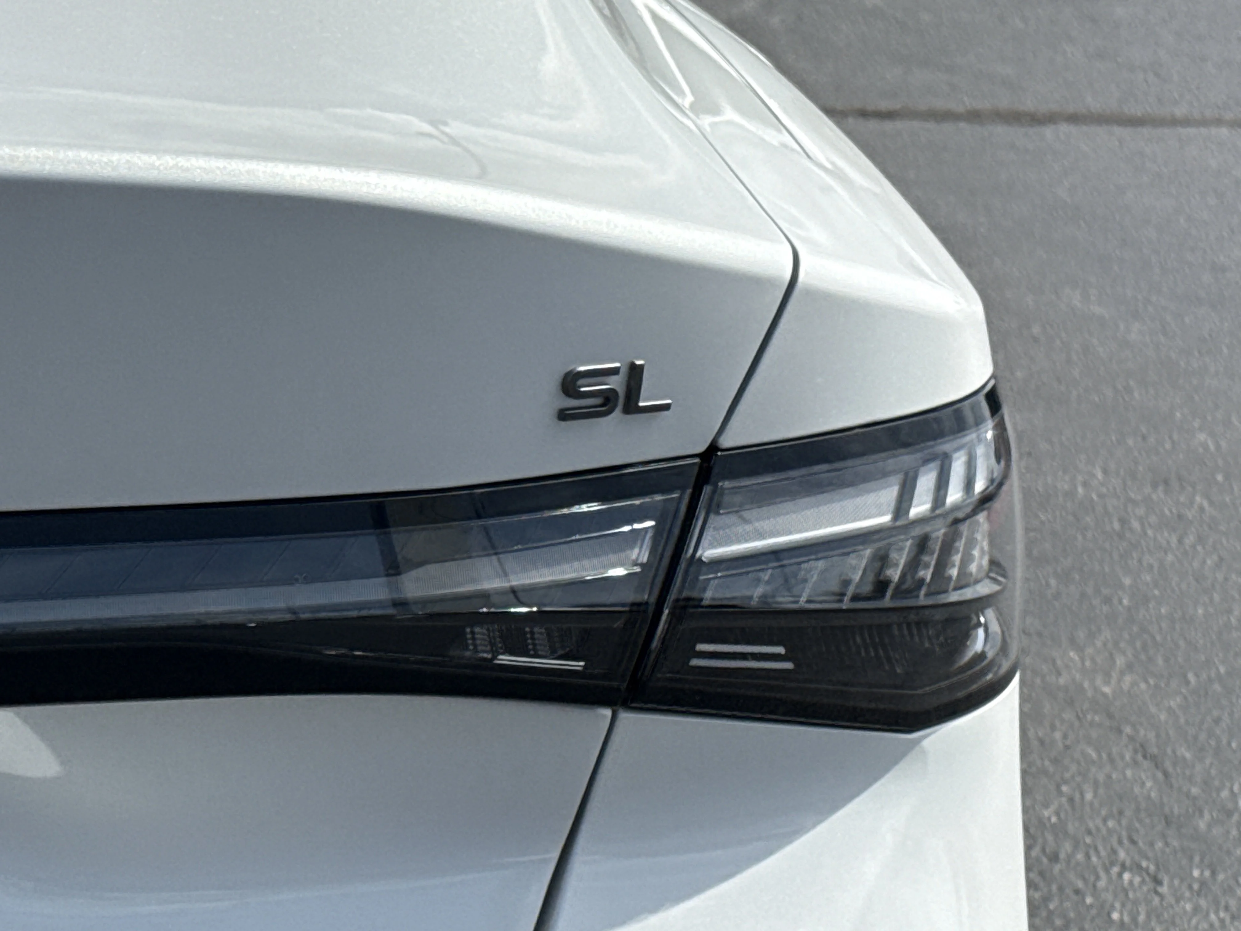 New 2026 Aspen White Tricoat Nissan SL image 9