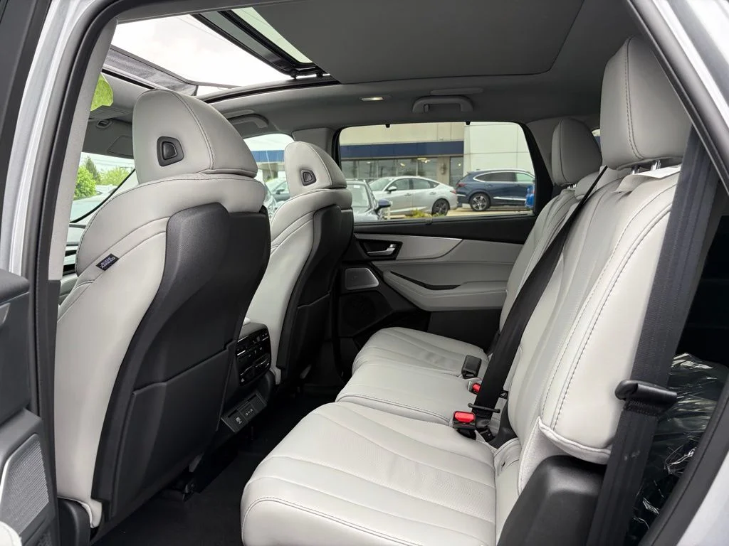 New 2026 Silver Acura Technology Package SH-AWD image 19
