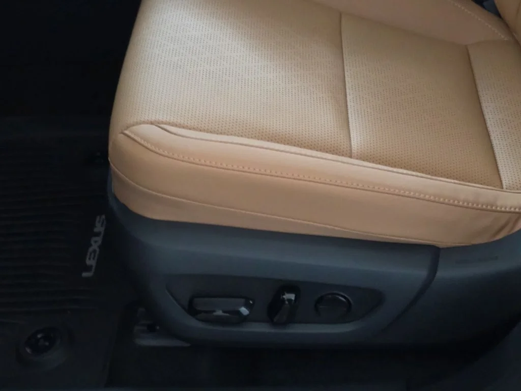 New 2026 Iridium Lexus PREMIUM PLUS image 26