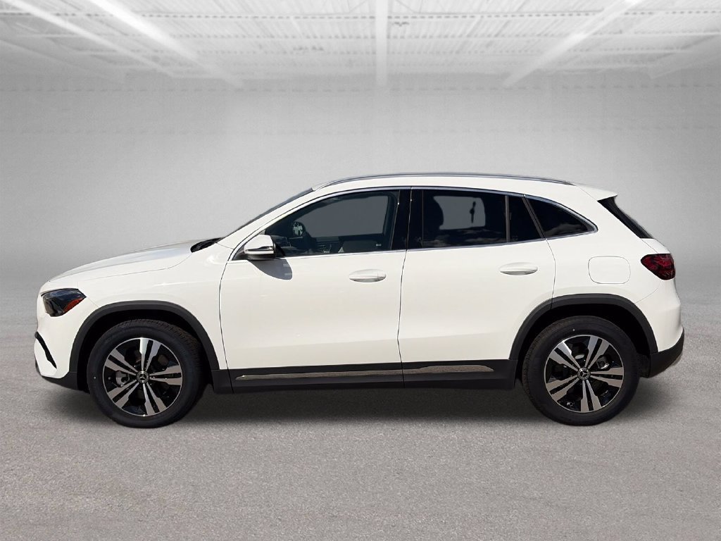 New 2026 Polar White Mercedes-Benz GLA 250 image 2