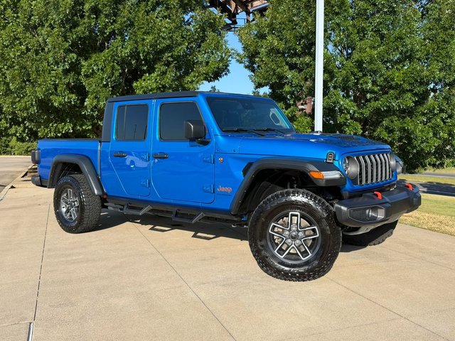 Pre-Owned 2024 Jeep Gladiator Mojave 4D Crew Cab