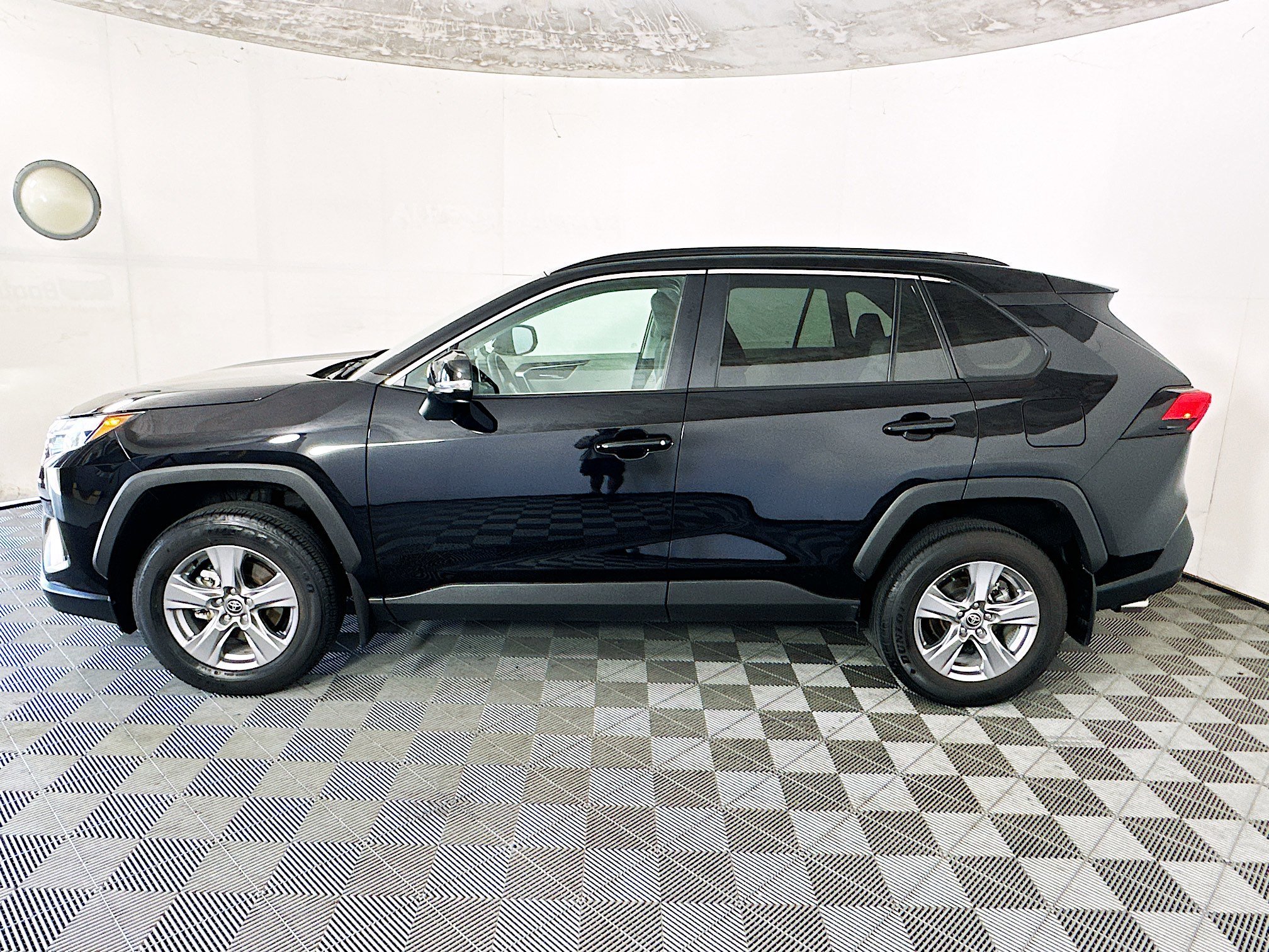 Used 2025 Midnight Black Metallic Toyota XLE image 6