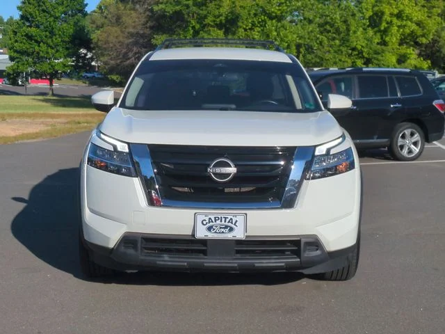 Used 2022 White Nissan SV image 16
