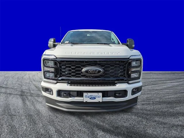 New 2026 Star White Metallic Tri-Coat Ford F-250® Lariat® image 9
