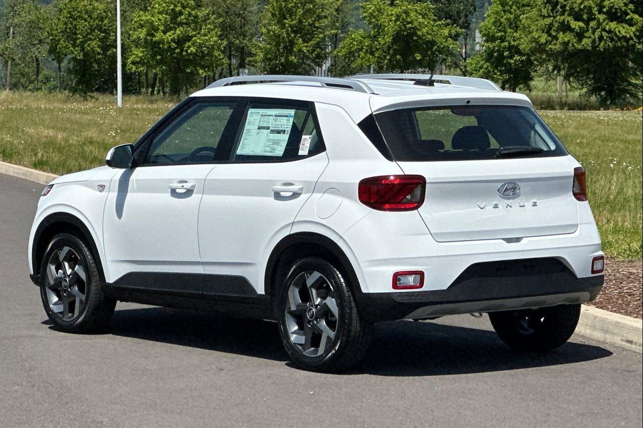 New 2026 White Hyundai SEL image 5