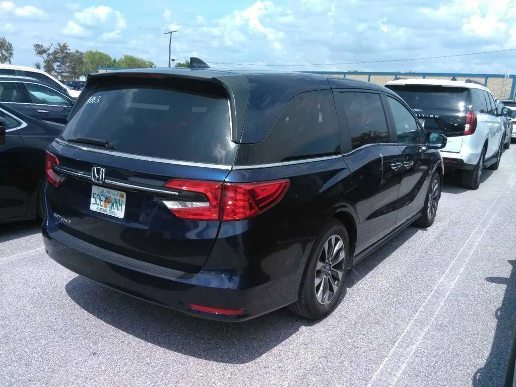 Used 2024  Honda EX-L image 5