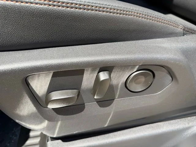 2026 GMC Sierra 1500 AT4 - Photo 15