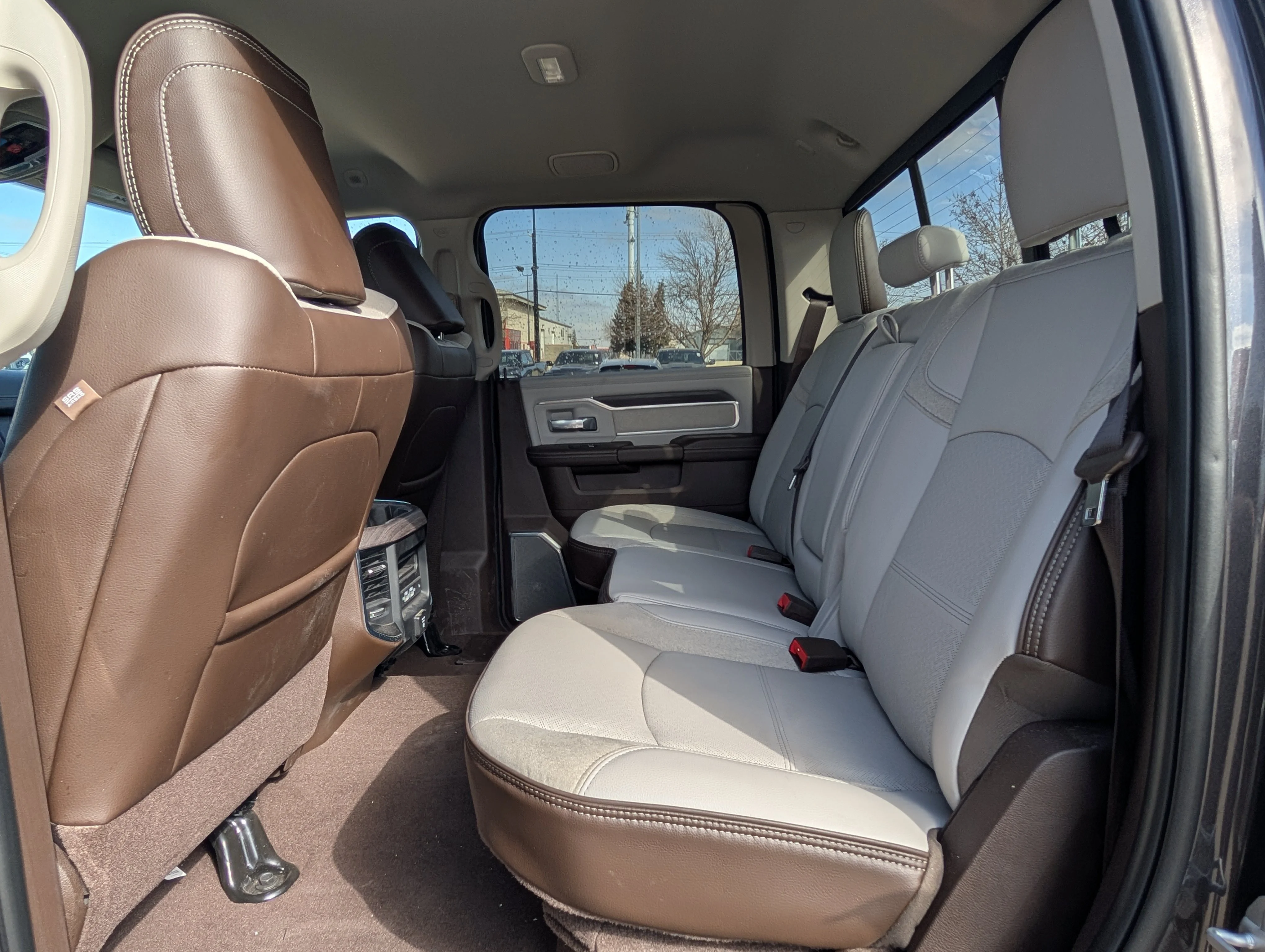 Used 2025 Granite Crystal Metallic Ram Laramie image 20
