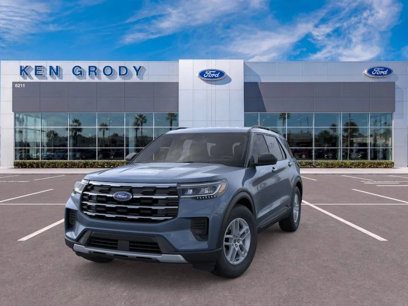 New 2026 Vapor Blue Metallic Ford Active image 3