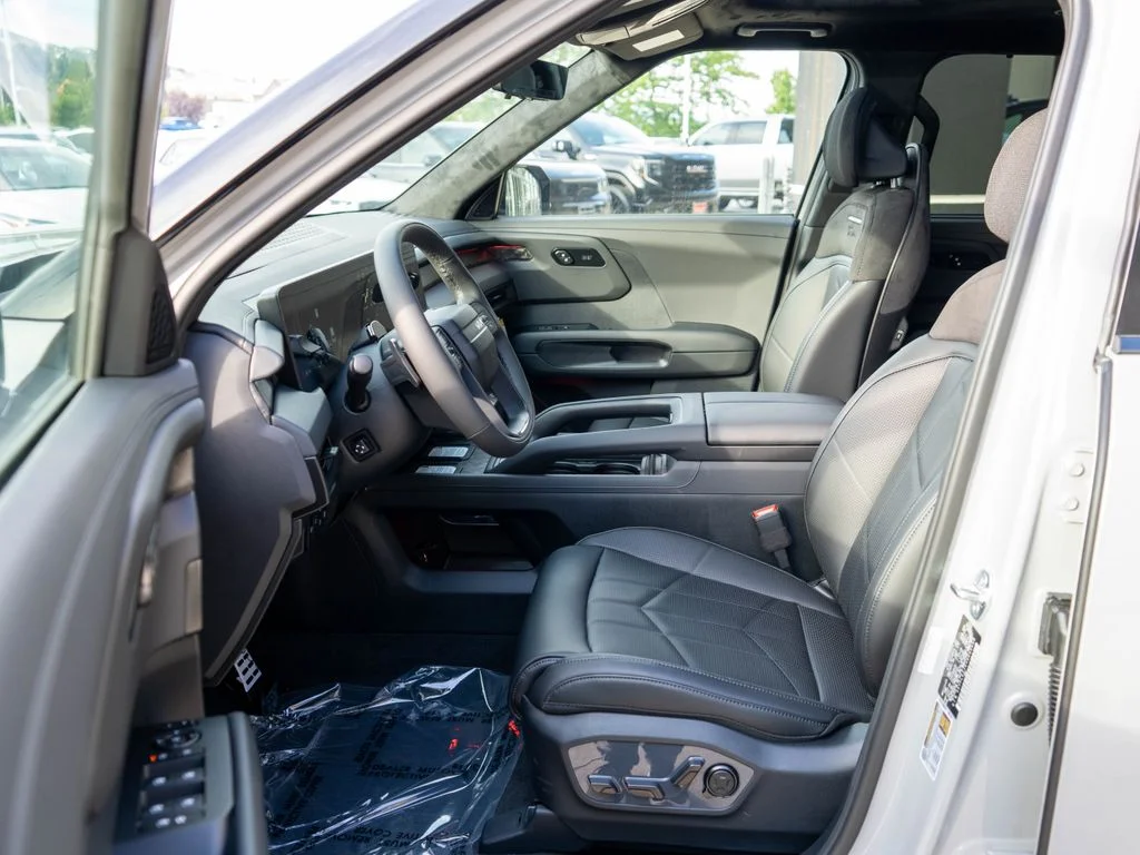 New 2027 Wolf Gray Kia X-Pro SX Prestige image 11
