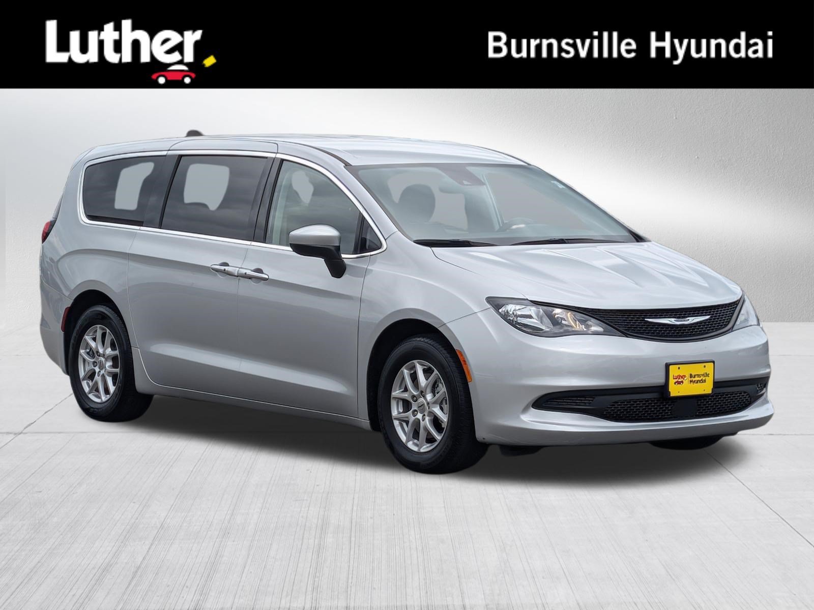 2023 Chrysler Voyager