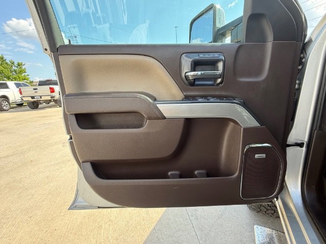 Used 2018 Silver Ice Metallic Chevrolet LTZ image 23