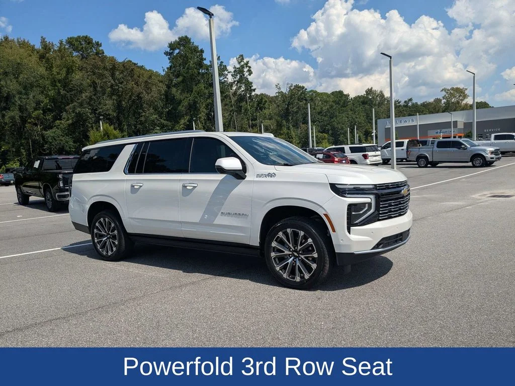 Used 2025 Iridescent Pearl Tricoat Chevrolet High Country image 2