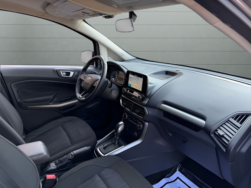 Used 2018 Gray Ford SE image 29