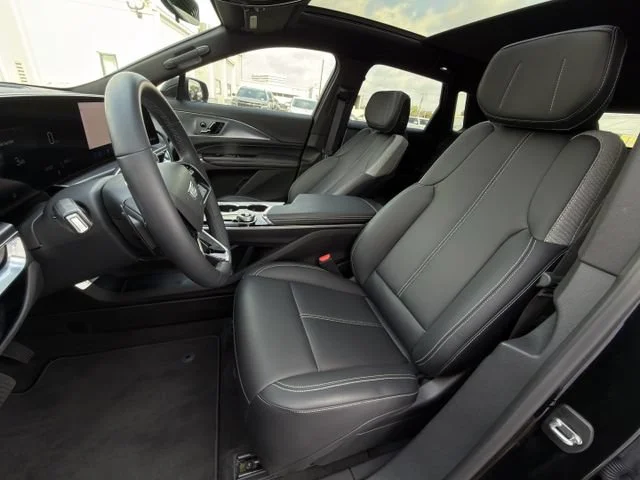2024 Cadillac LYRIQ Tech - Photo 25