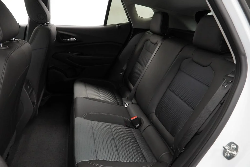 New 2026 Summit White Chevrolet LT image 12
