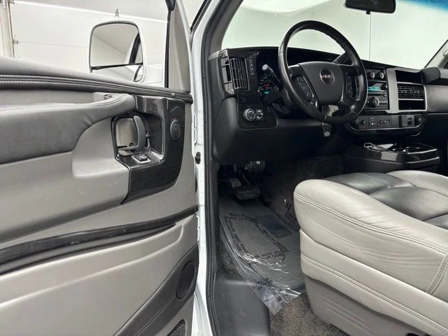 Used 2015 Summit White GMC Explorer Limited SE image 17