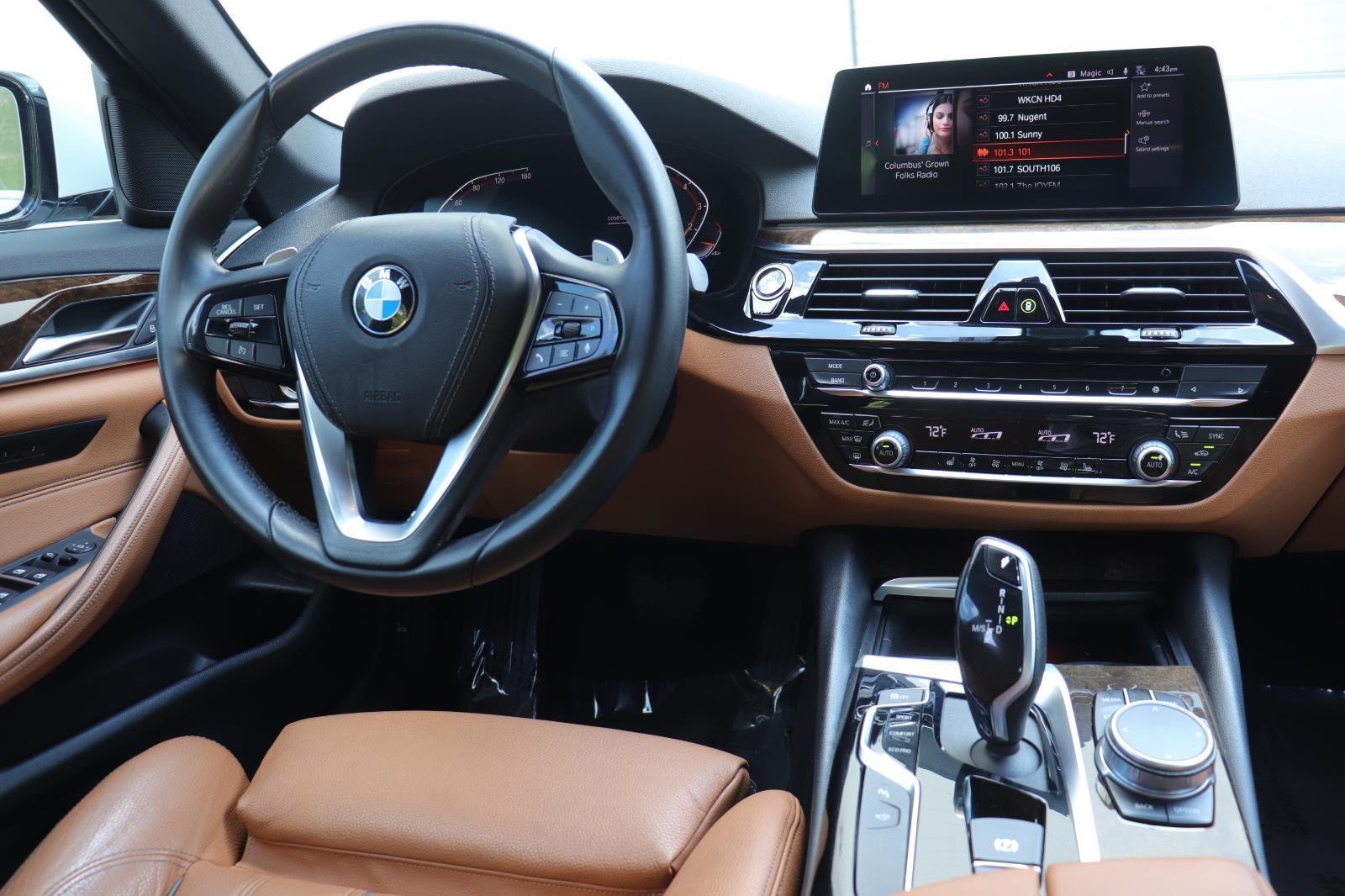 Used 2020 Alpine White BMW 530i image 25