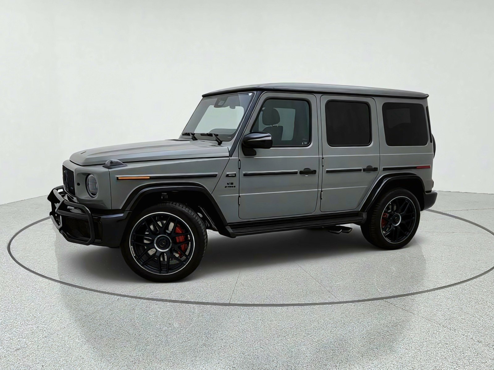 New 2027 MANUFAKTUR Arabian Grey Non- Metallic Mercedes-Benz AMG® G 63 SUV image 15