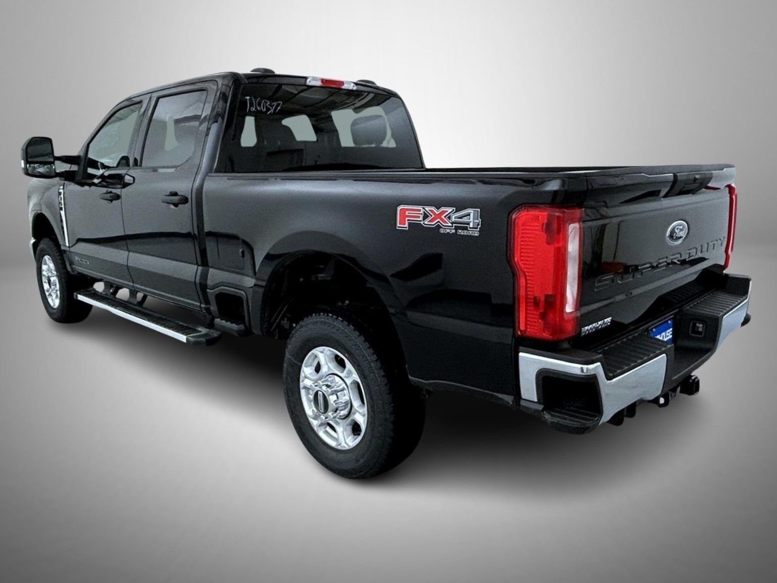 New 2026 Agate Black Metallic Ford XLT image 7