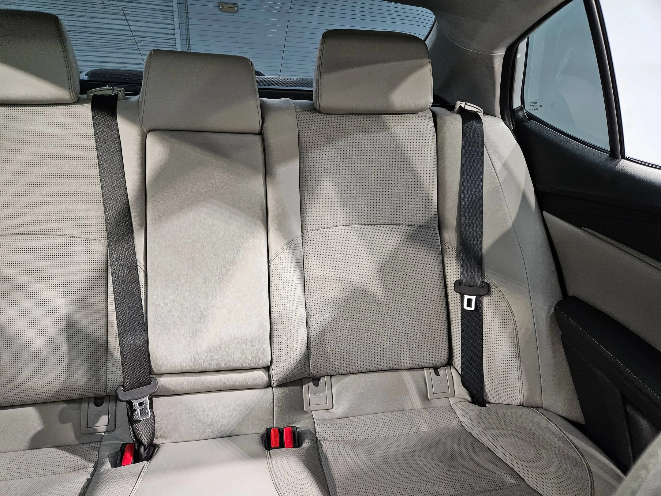 Certified Used 2025 Wind Chill Pearl Toyota XLE image 14