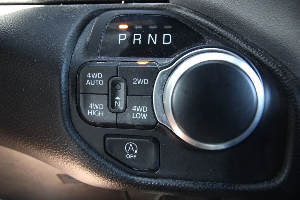 Used 2024 Silver Ram Big Horn/Lone Star image 26
