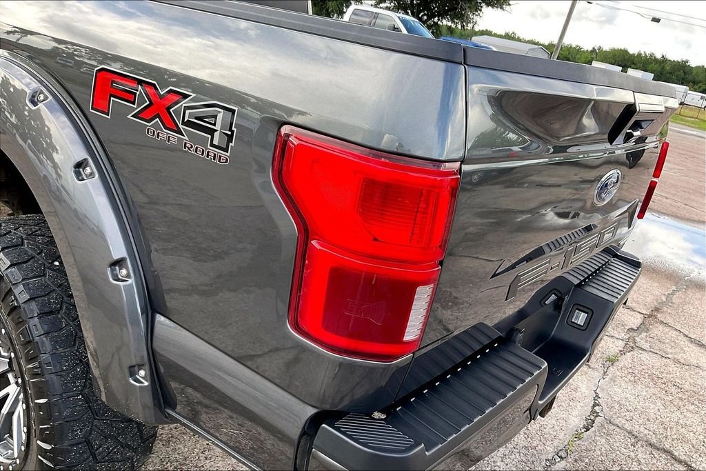 Used 2020 Magnetic Metallic Ford Lariat image 20