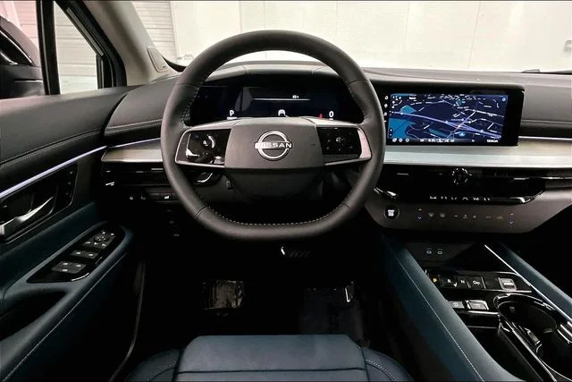 New 2026 Super Black Nissan Platinum image 22