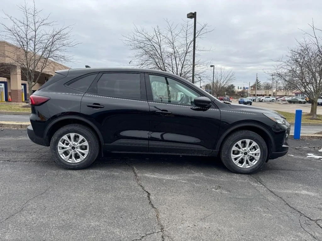 New 2026 Agate Black Metallic Ford Active® image 2