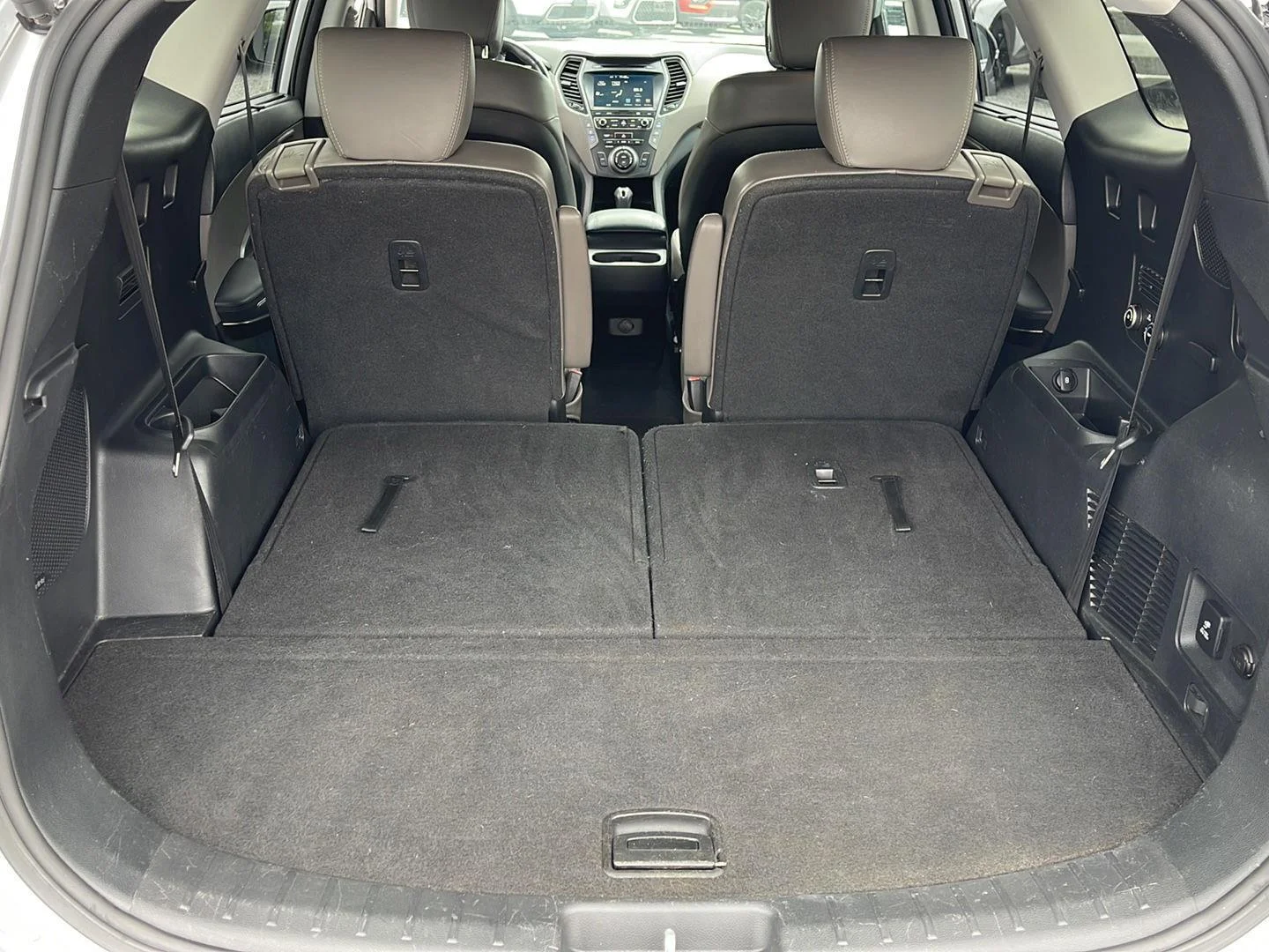 Used 2017 Circuit Silver Hyundai Limited Ultimate image 11