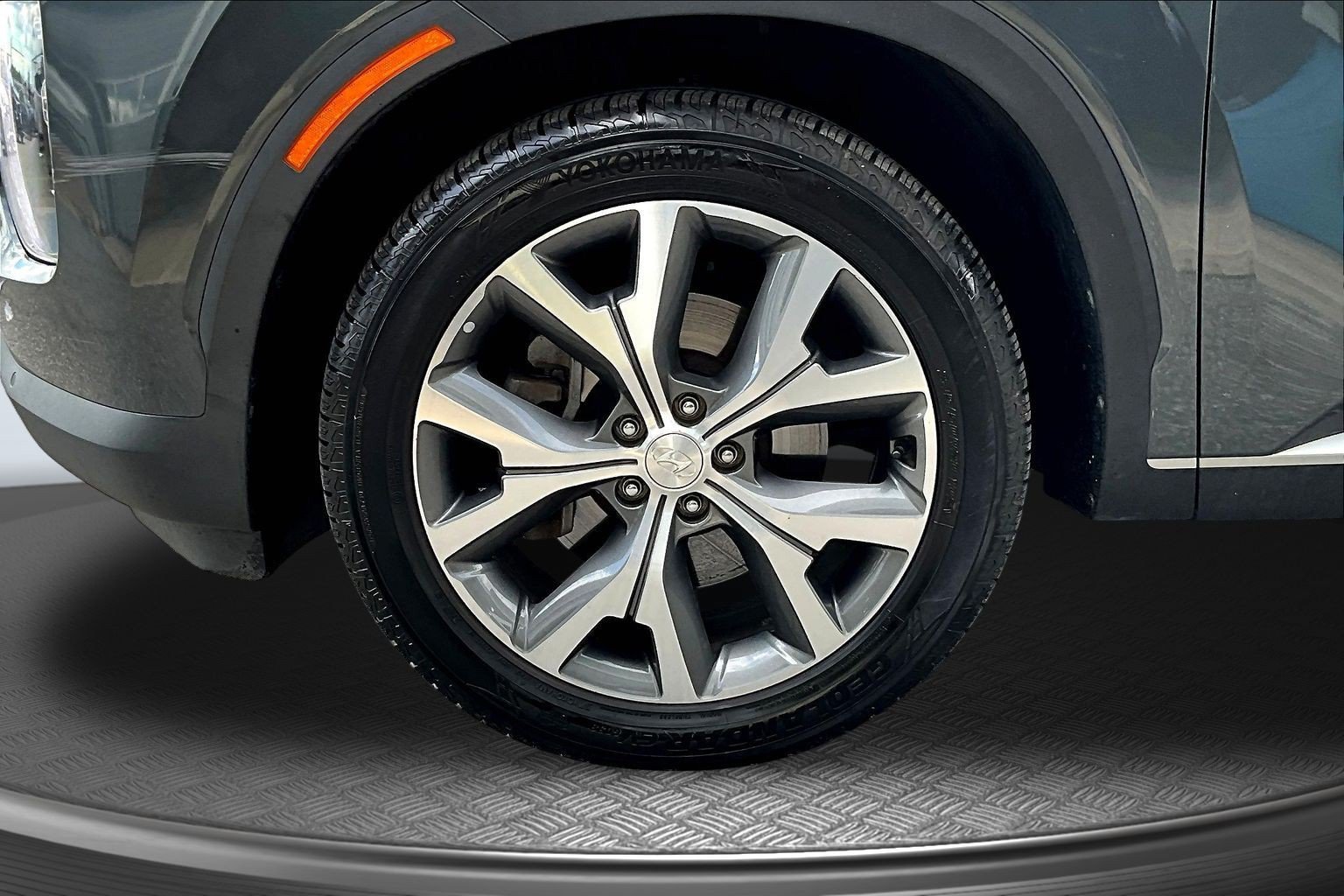Used 2022 Gray Hyundai SEL image 30