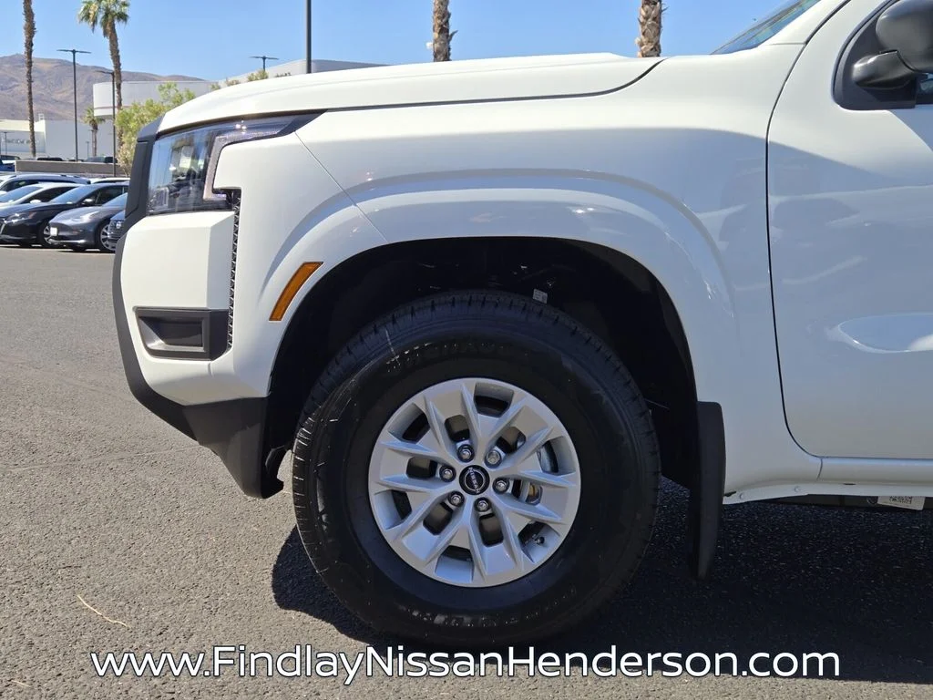 New 2026 Glacier White Nissan Crew Cab S image 10