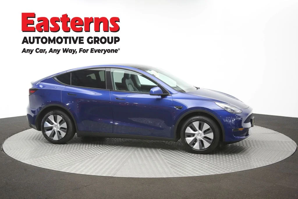 Used 2022 Blue Tesla Long Range image 40