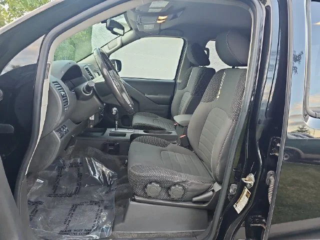 Used 2018 Black Nissan PRO-4X image 13