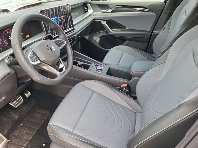New 2026  Volkswagen 2.0T SE R-Line Black image 11