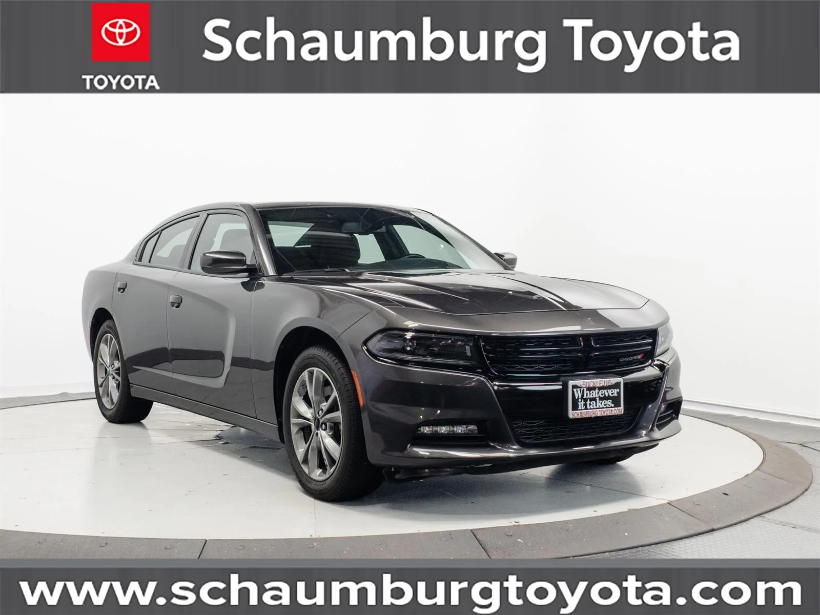 Used 2022 Gray Dodge SXT image 1