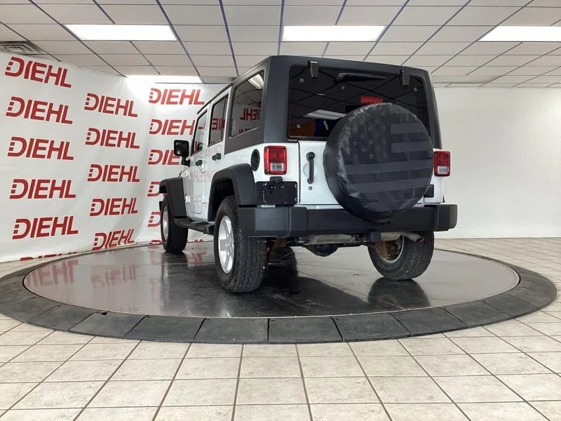 Used 2014 White Jeep Unlimited Sport image 5