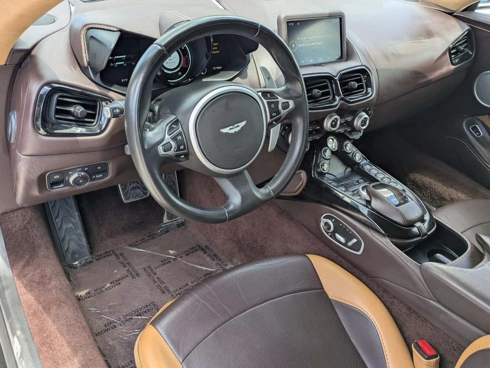 Used 2021  Aston Martin  image 10