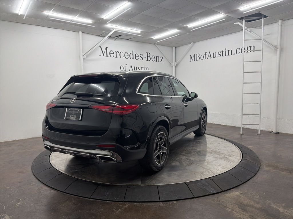 Used 2026 Black Mercedes-Benz GLC 300 image 7