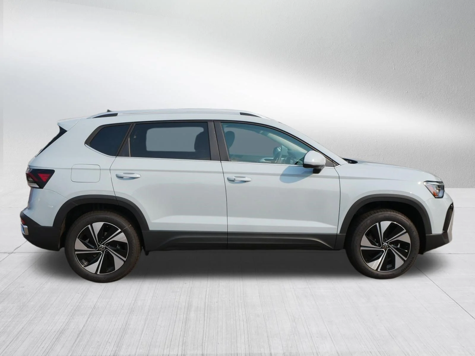 New 2026 Monument Gray Volkswagen SE image 2