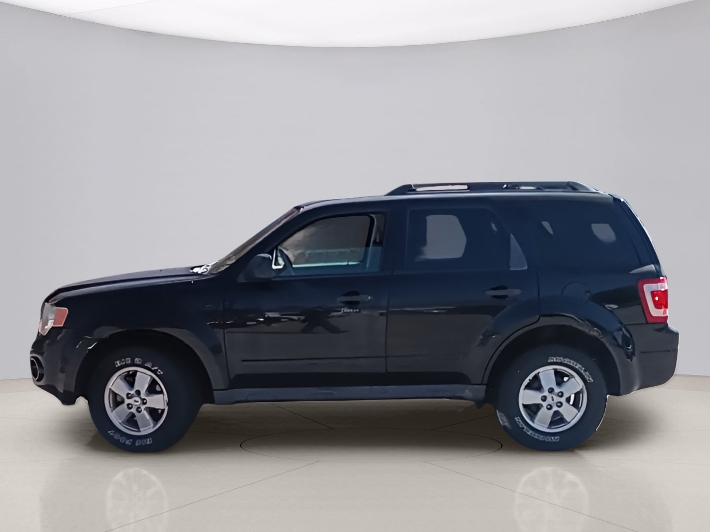 Used 2012 Black Ford XLT image 2